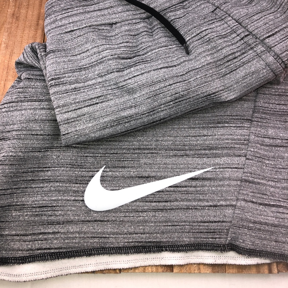 Men’s Nike Sportswear Club Shorts sz XL